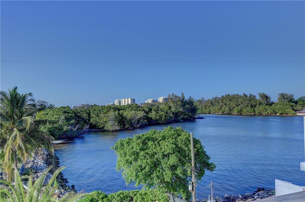 2900 NE 8 Avenue, Boca Raton, FL 33431