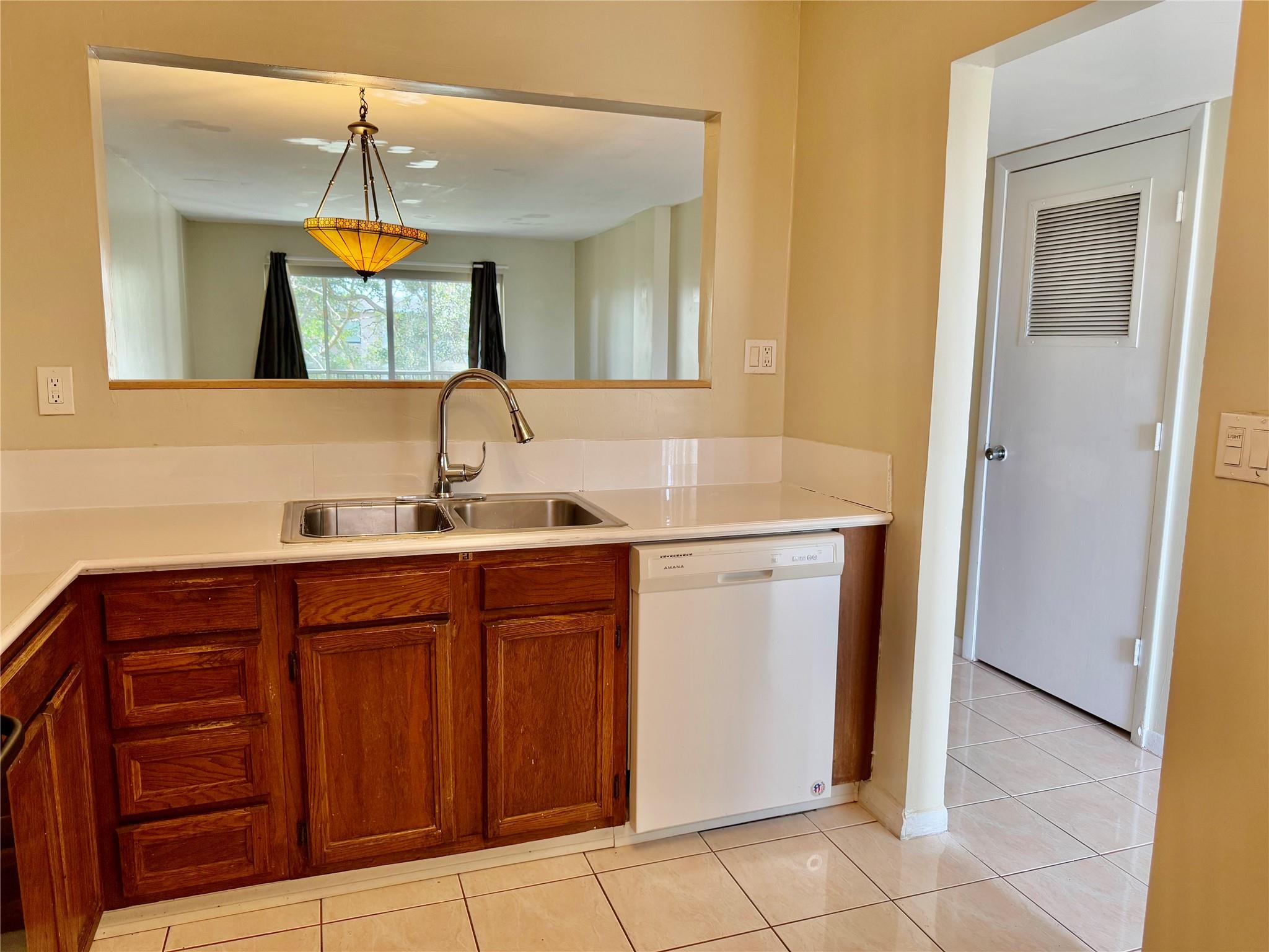 1200 NW 87th Avenue 515, Coral Springs, FL 33071