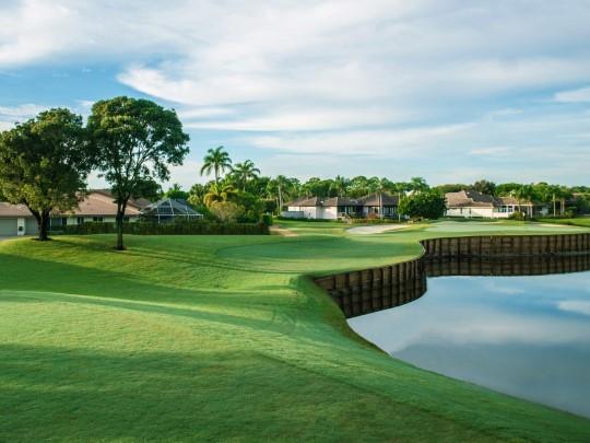Photo for 5100 Las Verdes Circle, 114, Delray Beach, FL 33484 - Listing #FX-10509010 5100 Las Verdes Circle, 114, Delray Beach, FL 33484