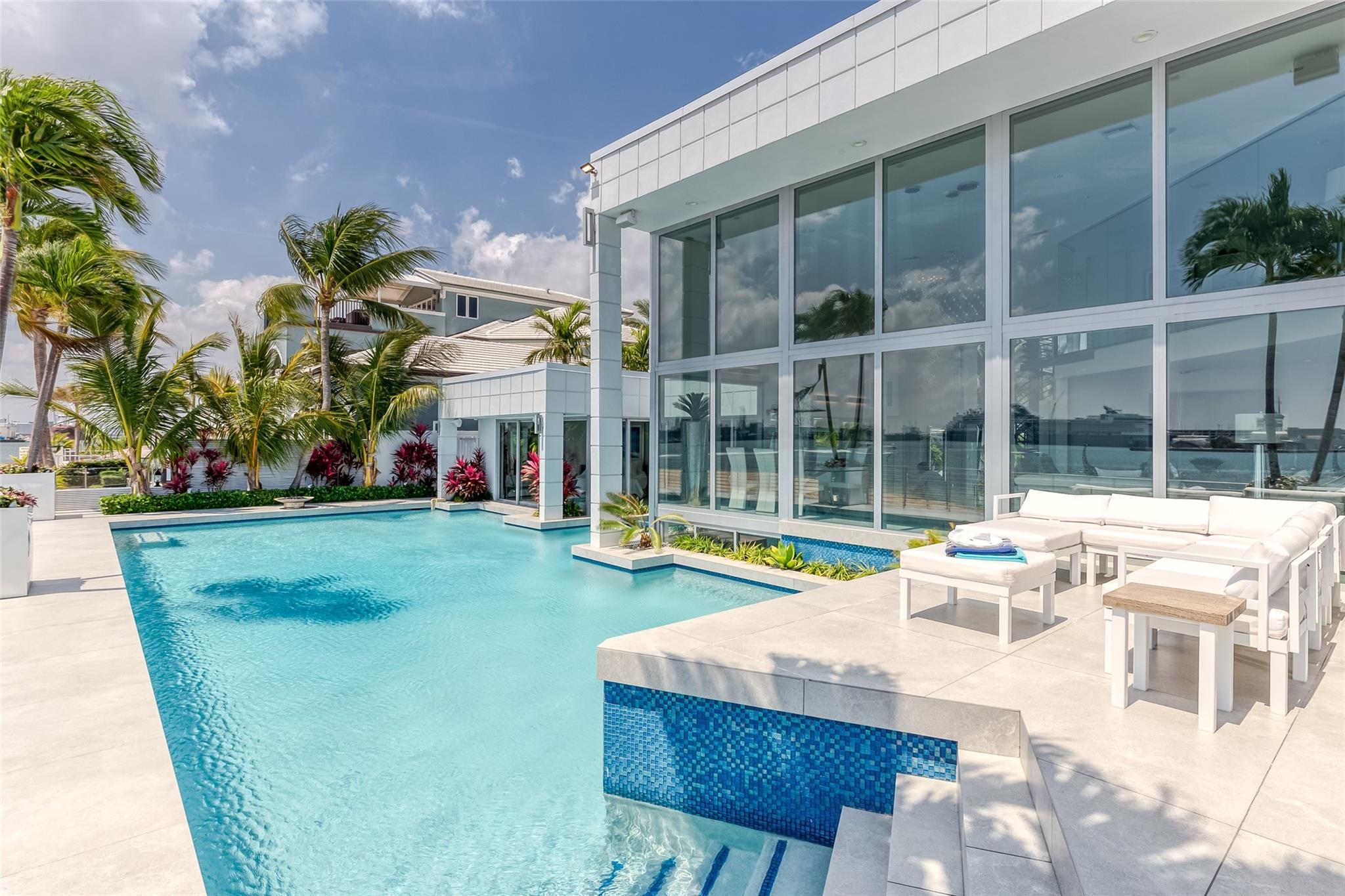 2200 Inlet Drive, Fort Lauderdale, FL 33316