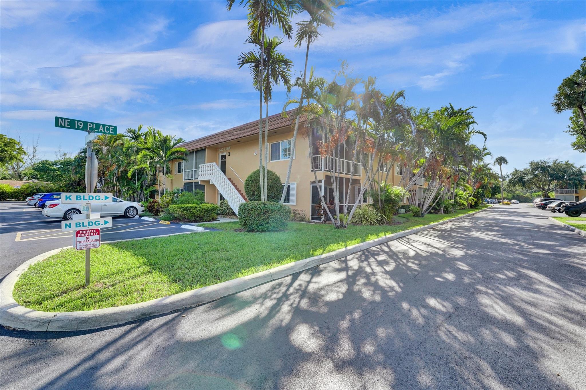 Photo for 1940 NE 2nd Avenue, 205J, Wilton Manors, FL 33305 - Listing #FX-10522645 1940 NE 2nd Avenue, 205J, Wilton Manors, FL 33305