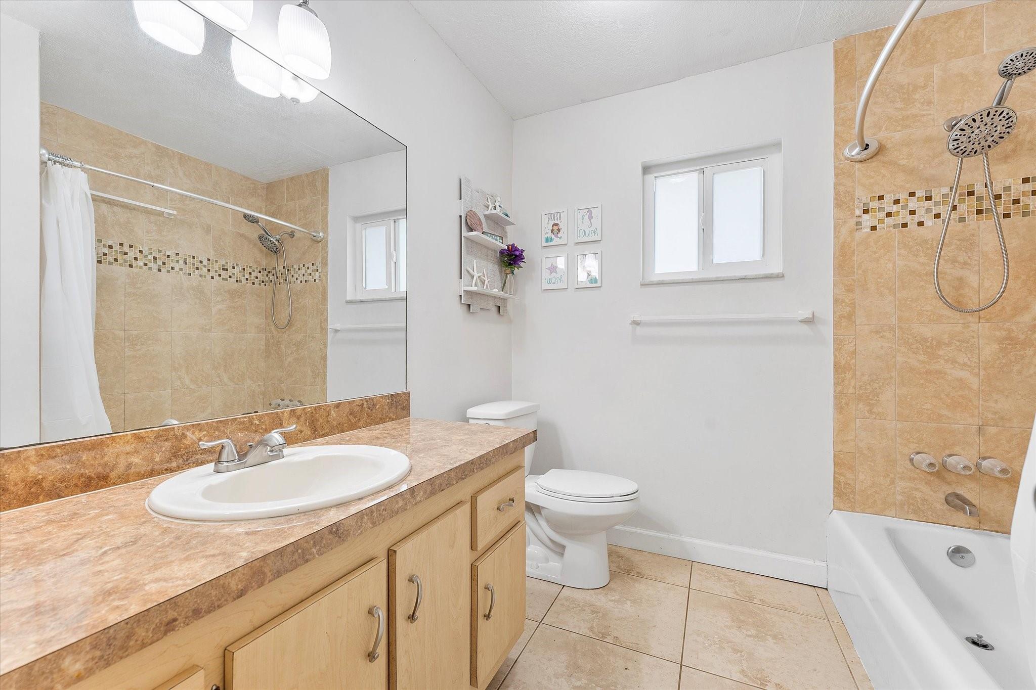 2757 NW 83rd Terrace, Coral Springs, FL 33065