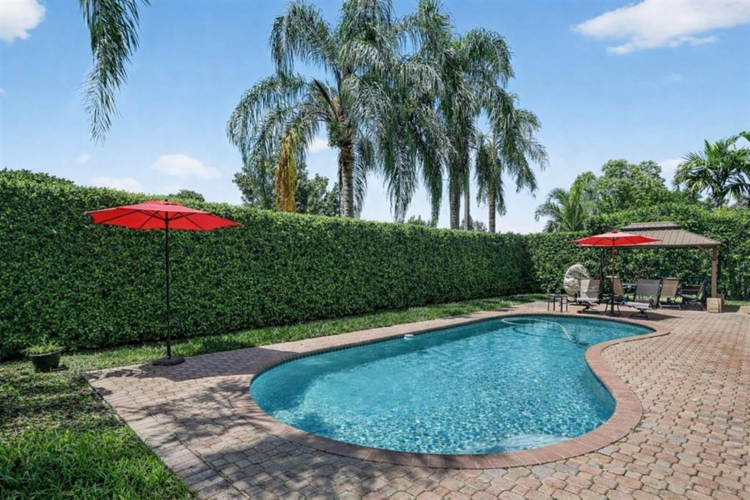 5340 NW 103rd Way, Coral Springs, FL 33076