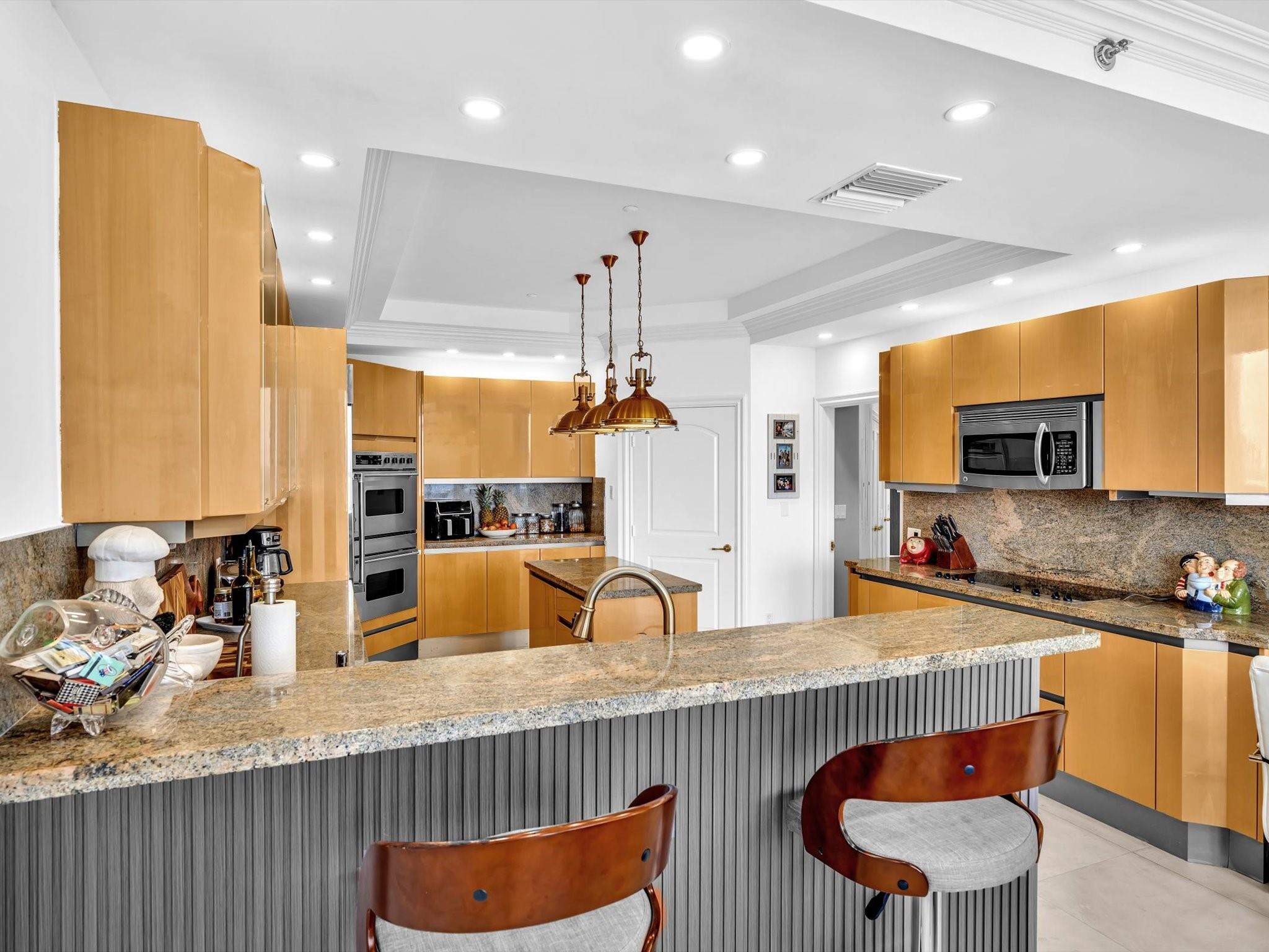 Photo for 7000 Island Boulevard, PH-06, Aventura, FL 33160 - Listing #FX-10485517 7000 Island Boulevard, PH-06, Aventura, FL 33160