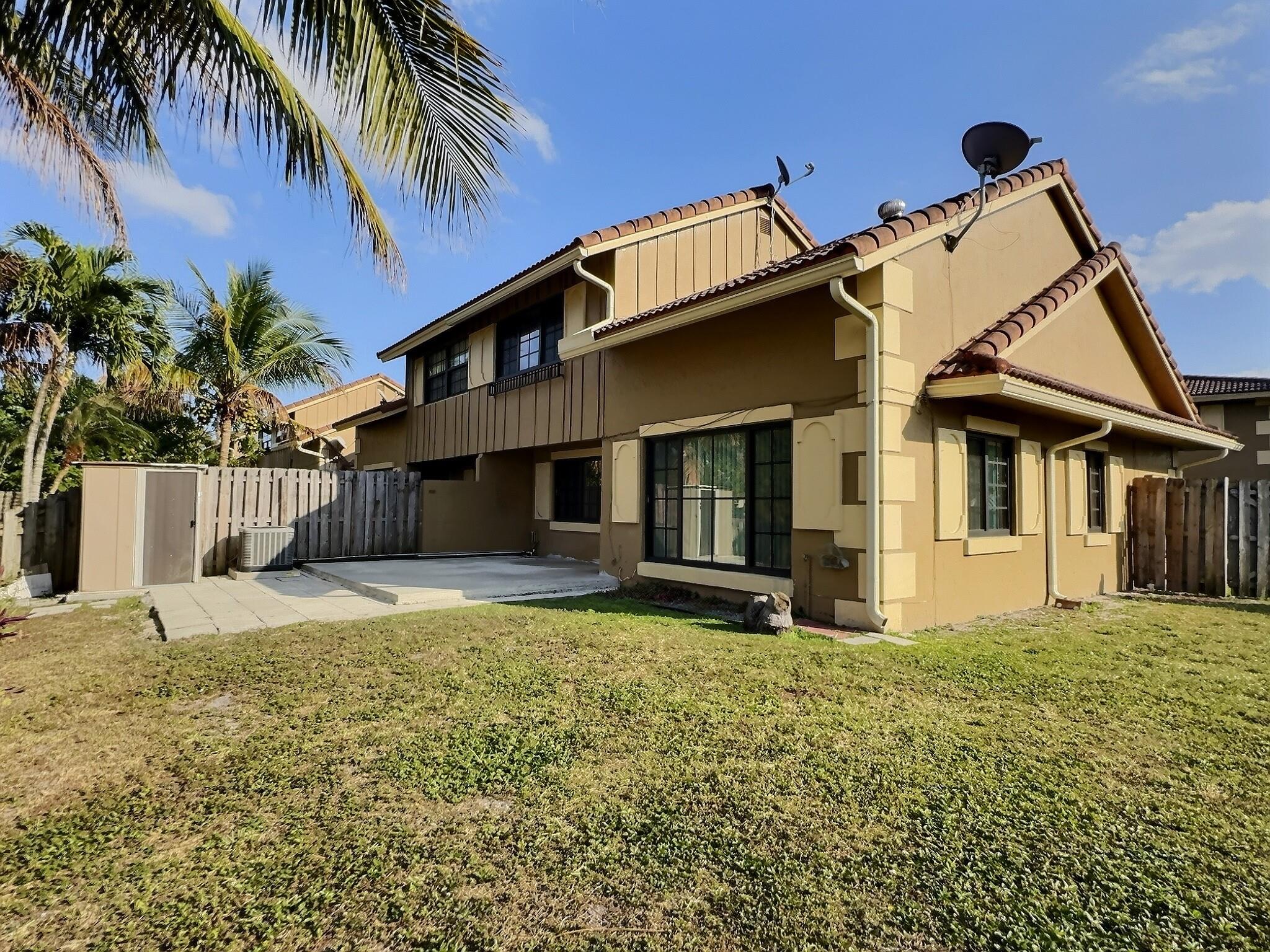 2652 Riverside Drive, Coral Springs, FL 33065