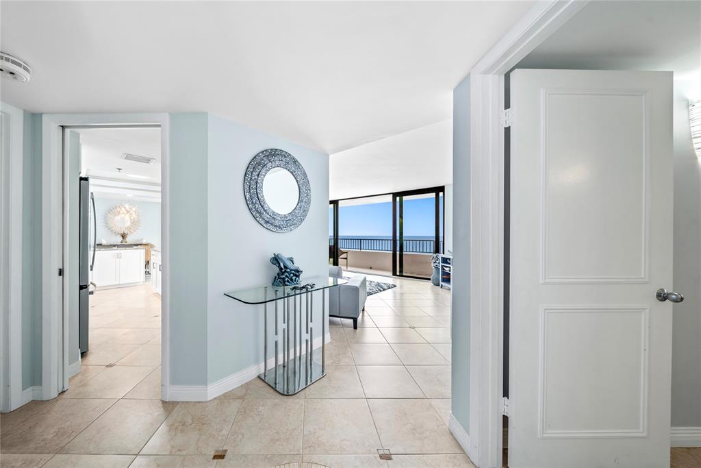 Photo for 600 Ocean Drive, 8D, Juno Beach, FL 33408 - Listing #FX-10422430 600 Ocean Drive, 8D, Juno Beach, FL 33408