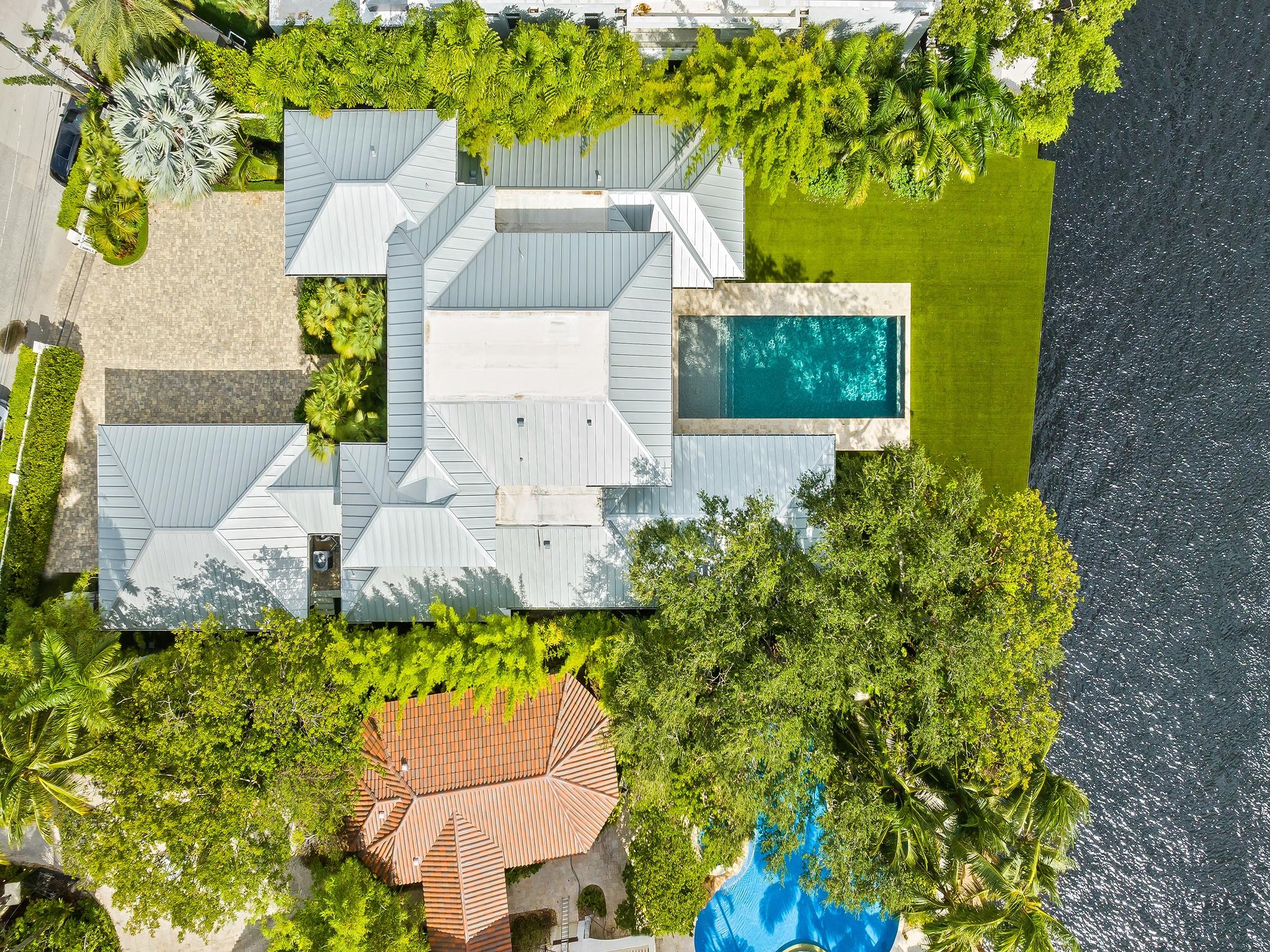 1110 SE 4th Street, Fort Lauderdale, FL 33301