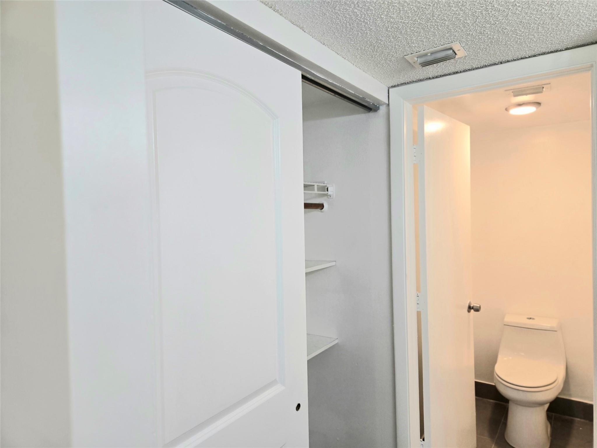 1100 NW 87th Avenue, Coral Springs, FL 33071