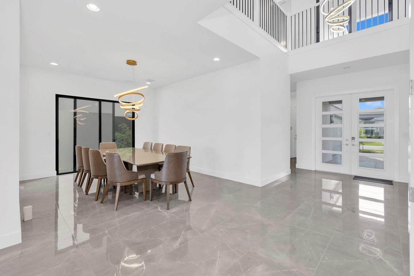 Entrance & Formal Dining Room