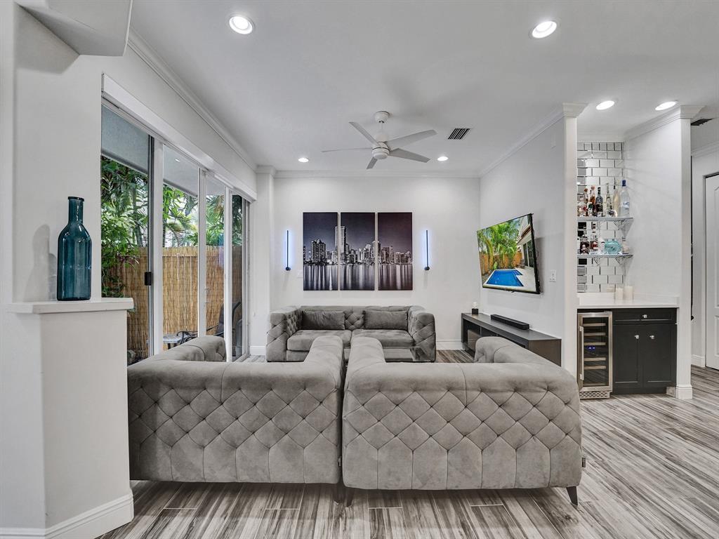 Photo for 1364 Bayview Drive, 1364, Fort Lauderdale, FL 33304 - Listing #FX-10418845 1364 Bayview Drive, 1364, Fort Lauderdale, FL 33304
