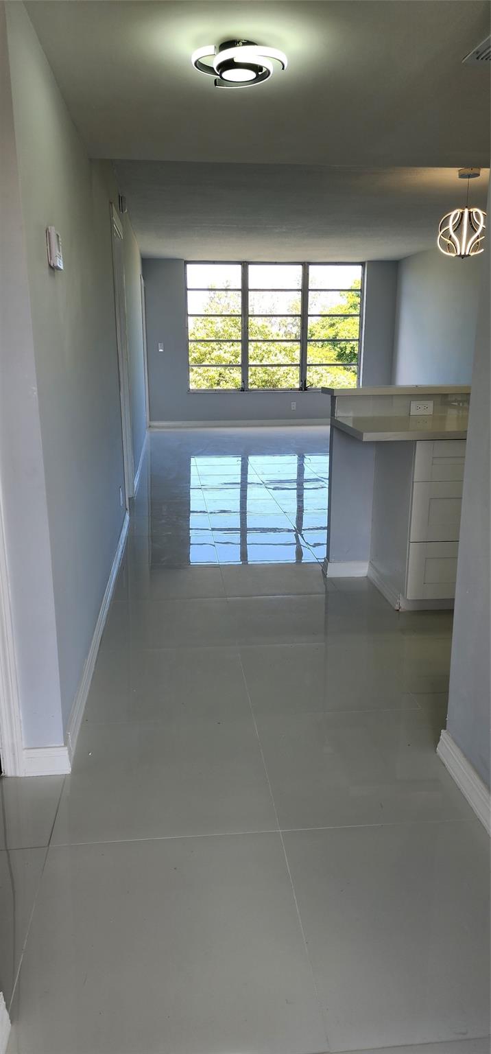 2650 S Course Drive 505, Pompano Beach, FL 33069