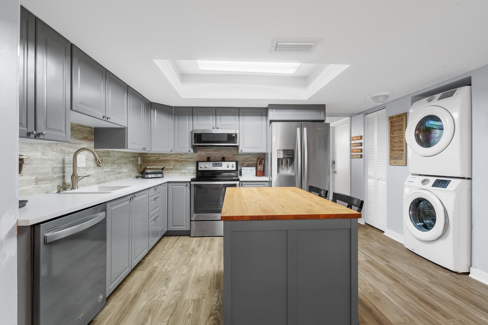 Photo for 8101 NW 27th Street 4, Coral Springs, FL 33065 - Listing #FX-10544476 8101 NW 27th Street 4, Coral Springs, FL 33065