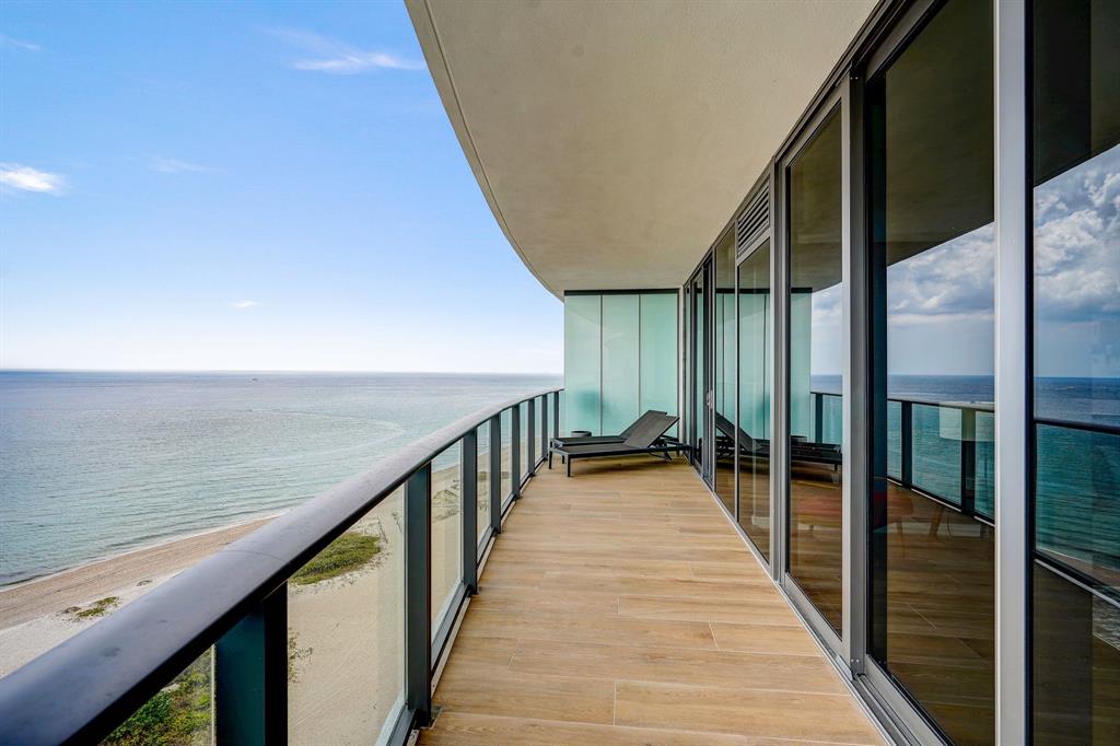 Photo for 1116 N Ocean Boulevard, 1402, Pompano Beach, FL 33062 - Listing #FX-10436087 1116 N Ocean Boulevard, 1402, Pompano Beach, FL 33062