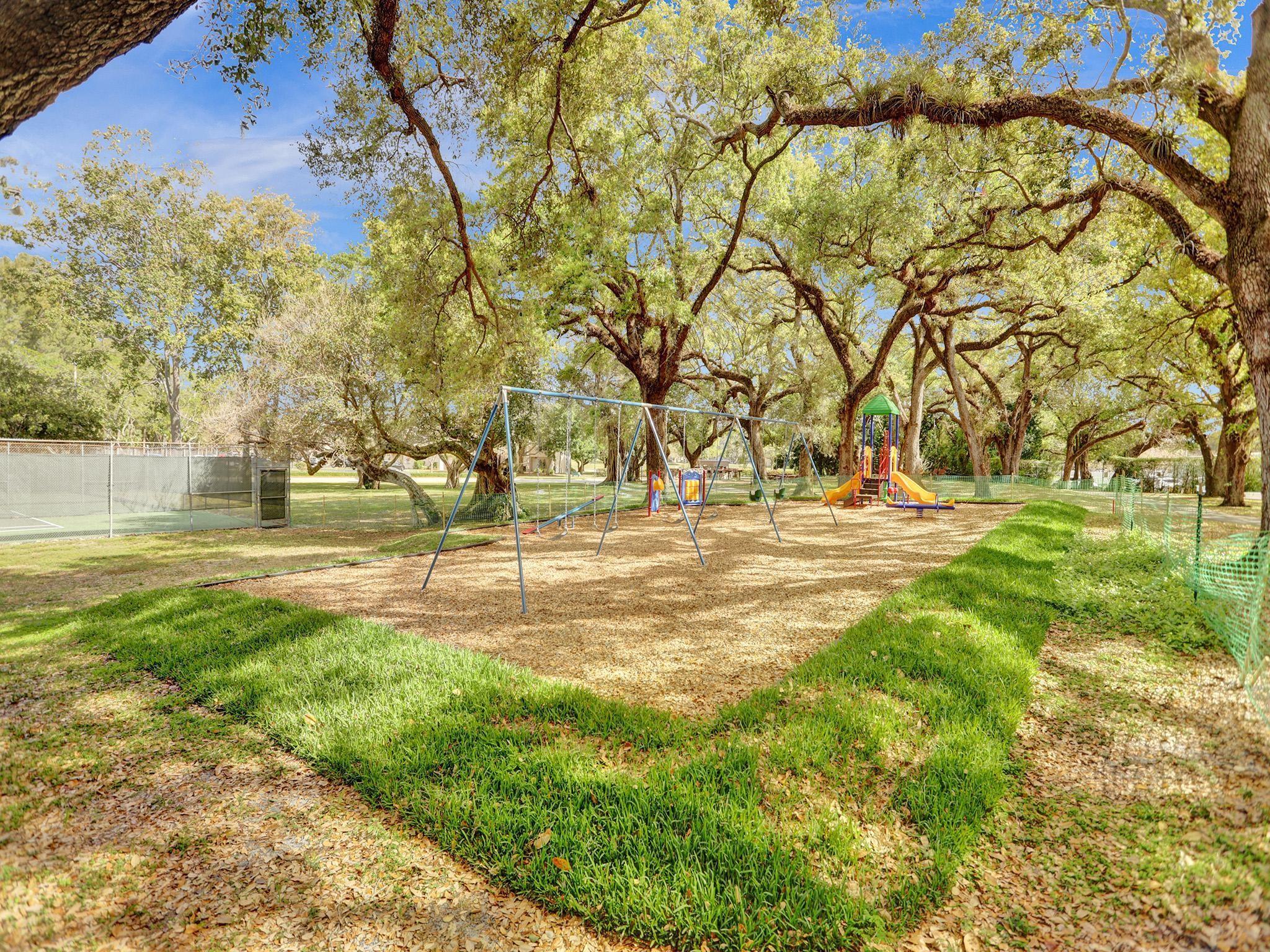 Photo for 9230 Lagoon Place, 406, Davie, FL 33324 - Listing #FX-10527214 9230 Lagoon Place, 406, Davie, FL 33324