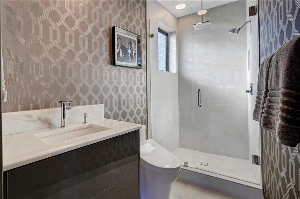 2900 NE 8 Avenue, Boca Raton, FL 33431