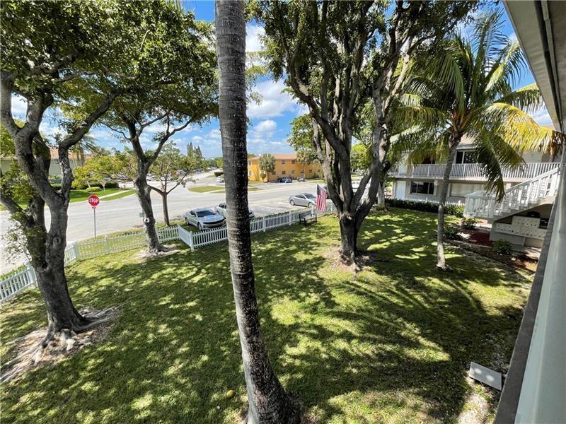 Photo for 344 SE 11th Avenue, 6, Pompano Beach, FL 33060 - listing #FX-10534953 344 SE 11th Avenue, 6, Pompano Beach, FL 33060