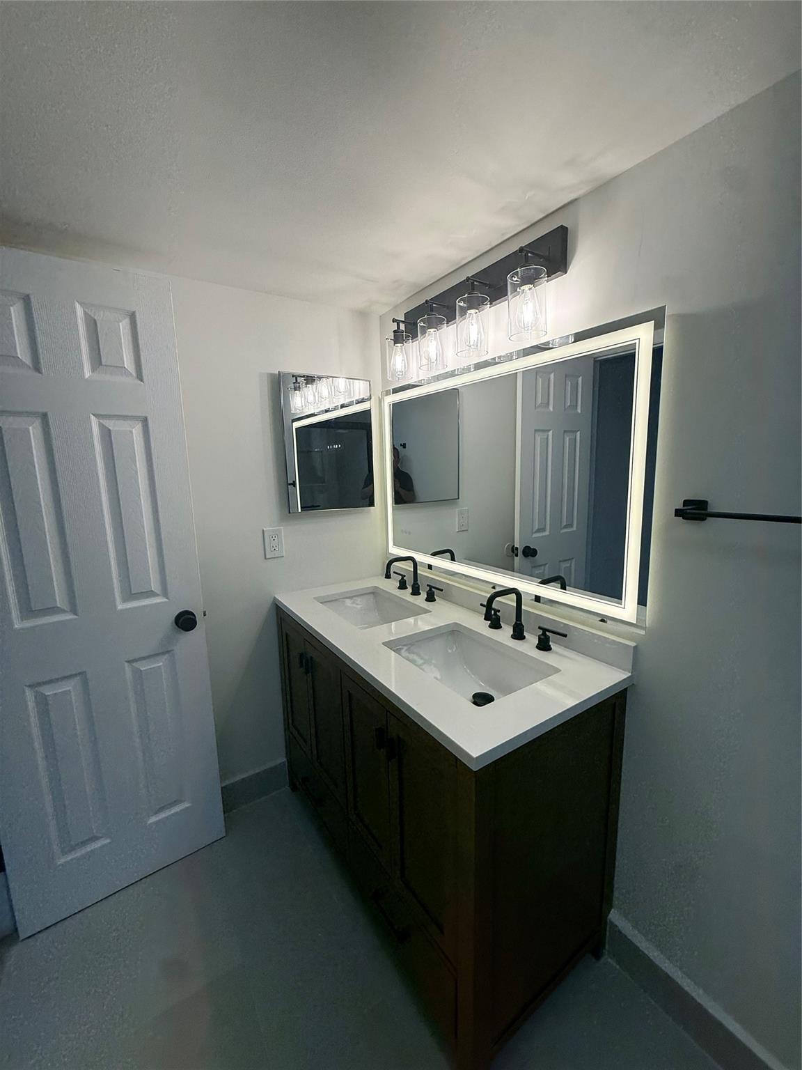 2075 Coral Ridge Drive 2075, Coral Springs, FL 33071