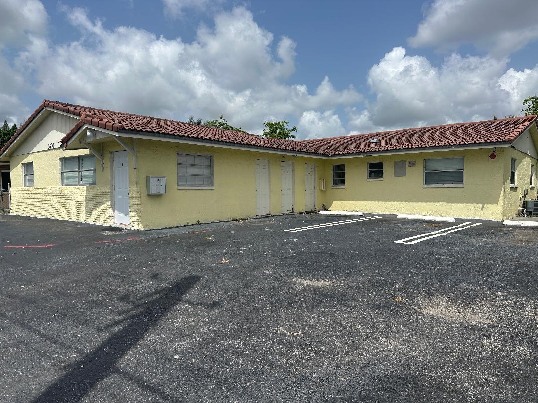 3600 Riverside Drive B, Coral Springs, FL 33065