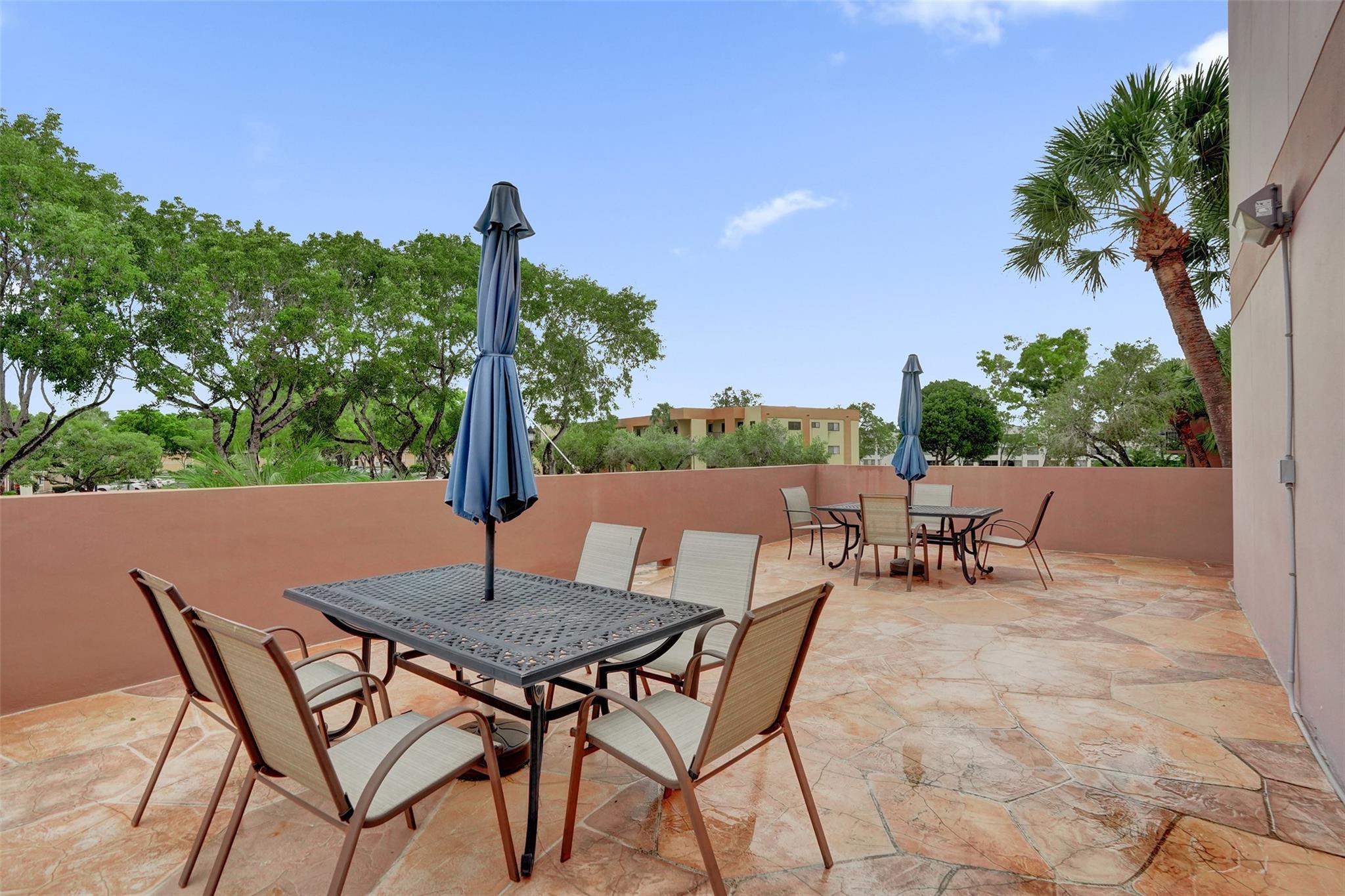 Photo for 7432 Ashmont Circle, 208, Tamarac, FL 33321 - Listing #FX-10525865 7432 Ashmont Circle, 208, Tamarac, FL 33321