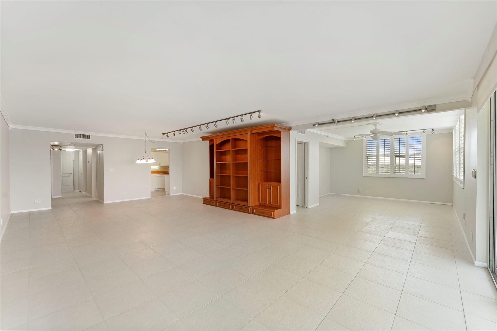 Photo for 3095 N Course Drive, 807, Pompano Beach, FL 33069 - Listing #FX-10508002 3095 N Course Drive, 807, Pompano Beach, FL 33069