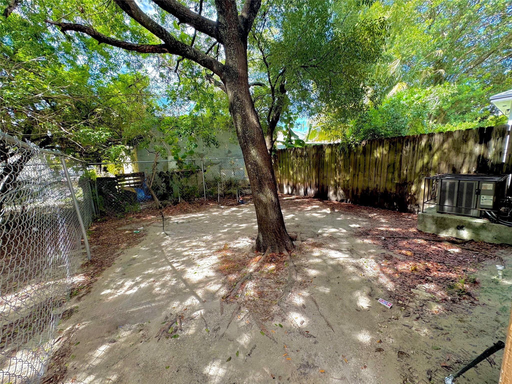 1601 NW 62nd Terrace, Miami, FL 33147