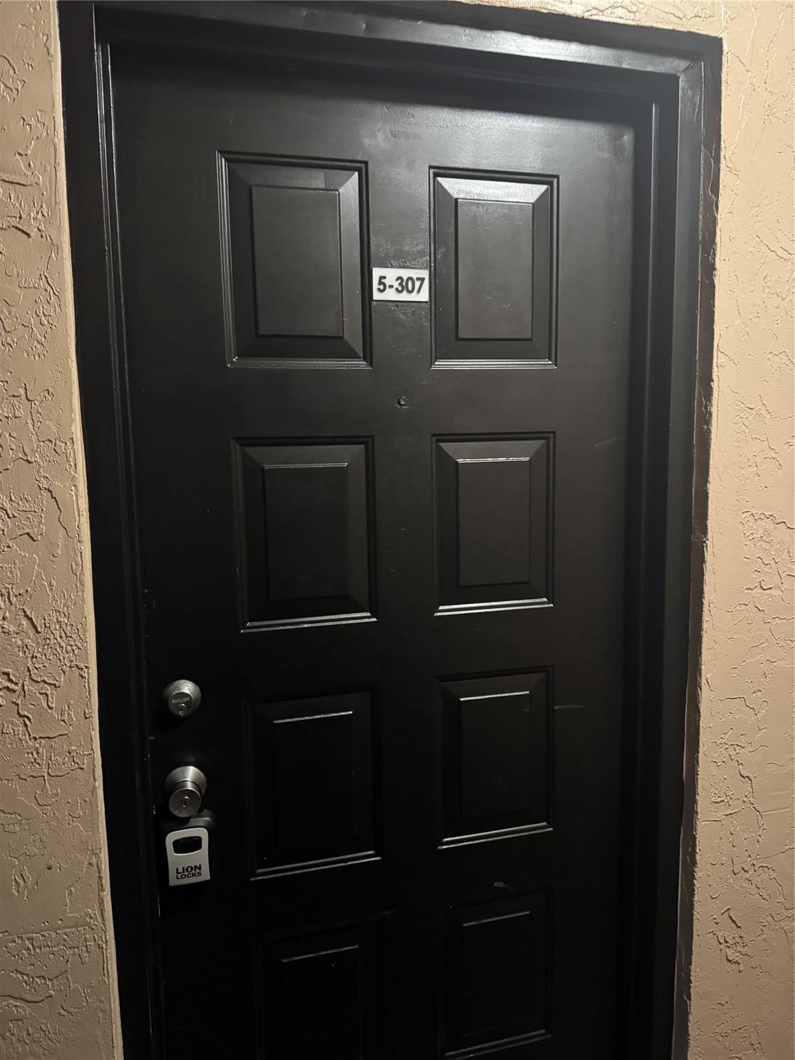 9055 Wiles Road 307, Coral Springs, FL 33067