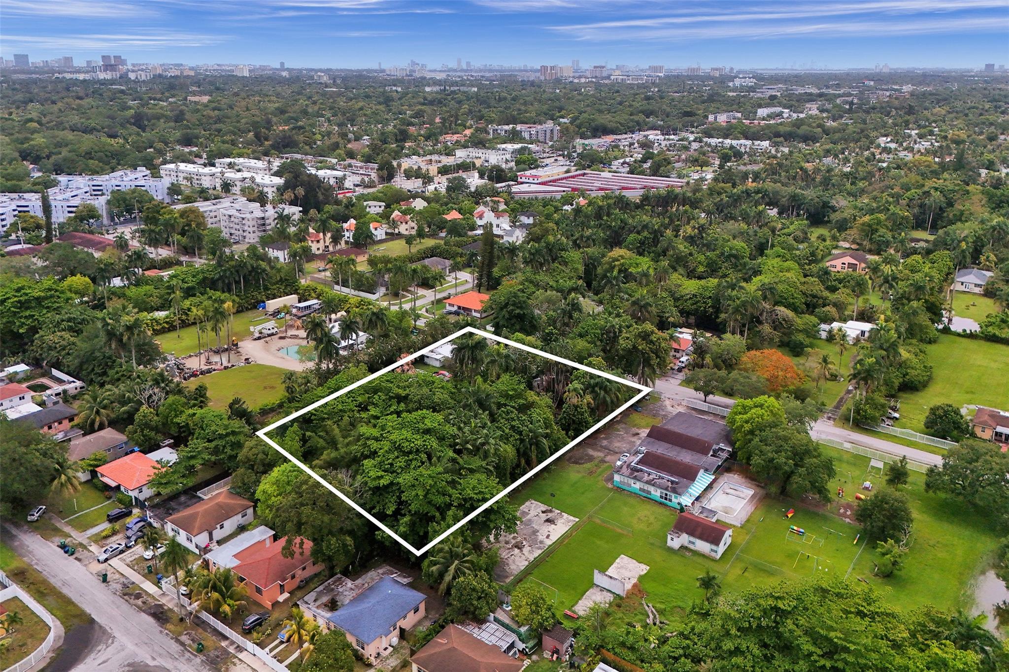 453 NE 154th Street, Miami, FL 33162