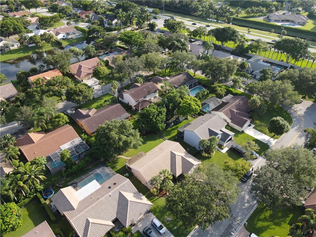 9226 NW 44th Court, Coral Springs, FL 33065