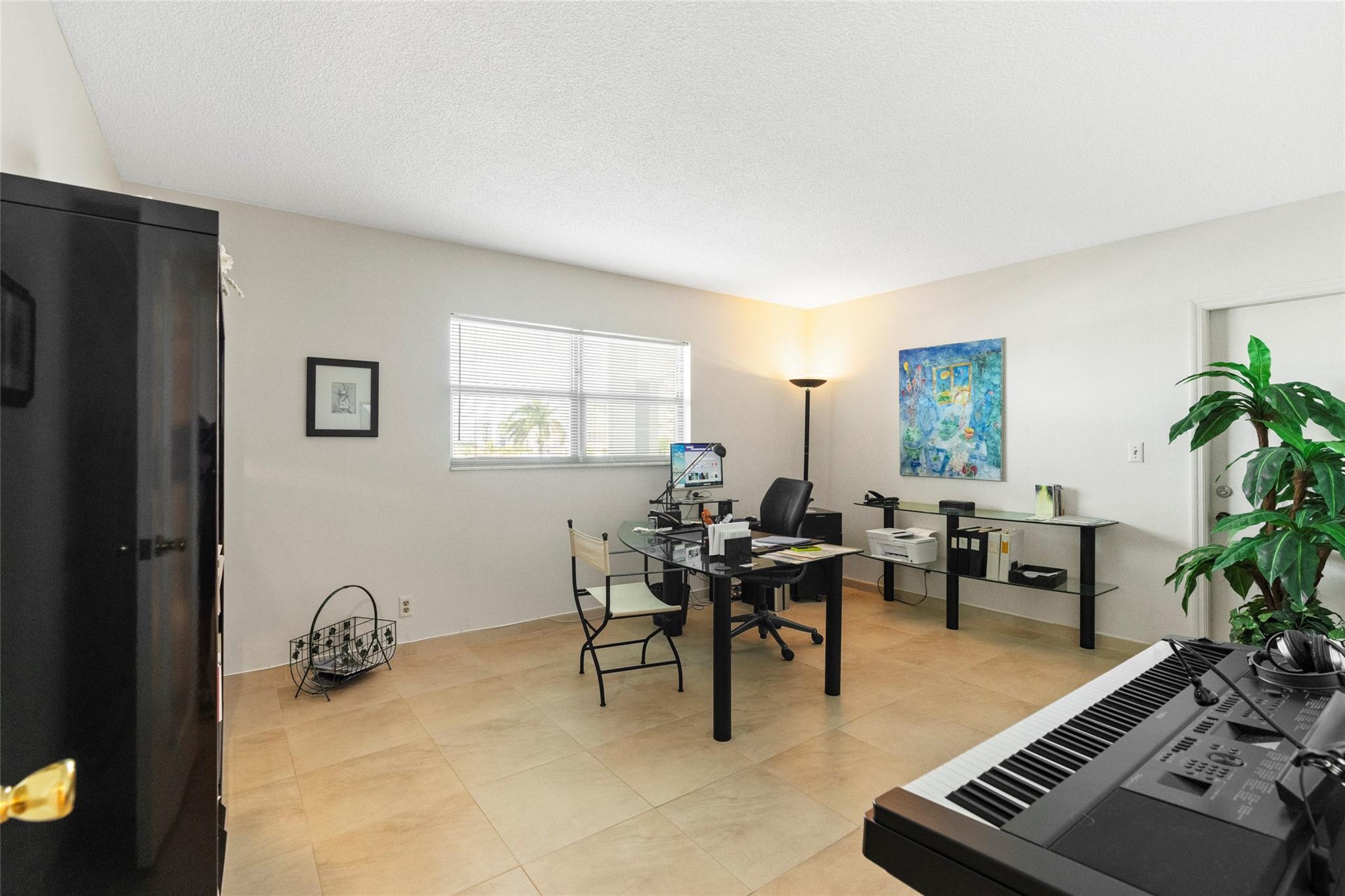 Photo for 3050 NE 47th Court, 502 & 503, Fort Lauderdale, FL 33308 - Listing #FX-10477937 3050 NE 47th Court, 502 & 503, Fort Lauderdale, FL 33308
