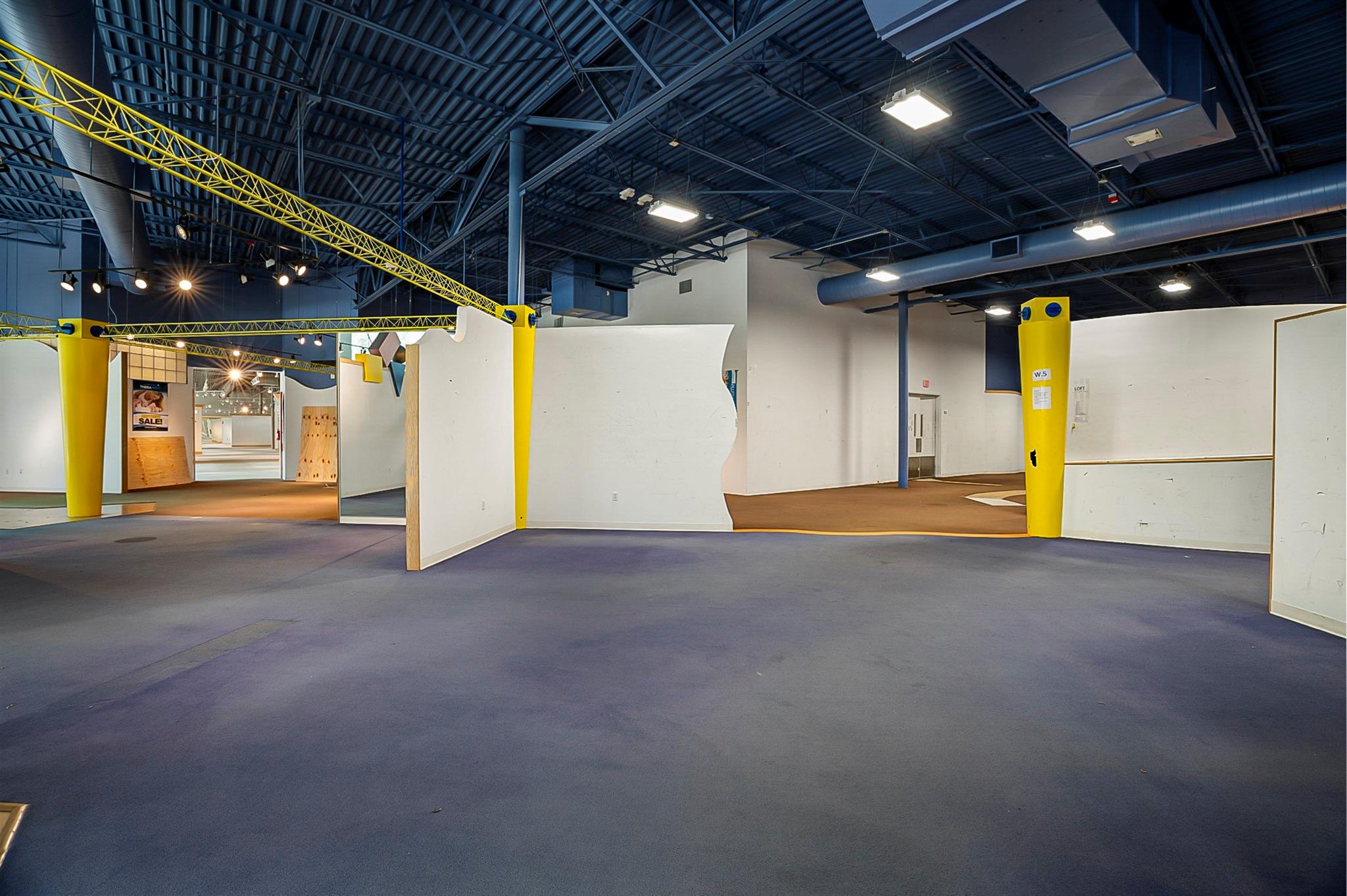 1605 W Oakland Park Boulevard, Oakland Park, FL 33311