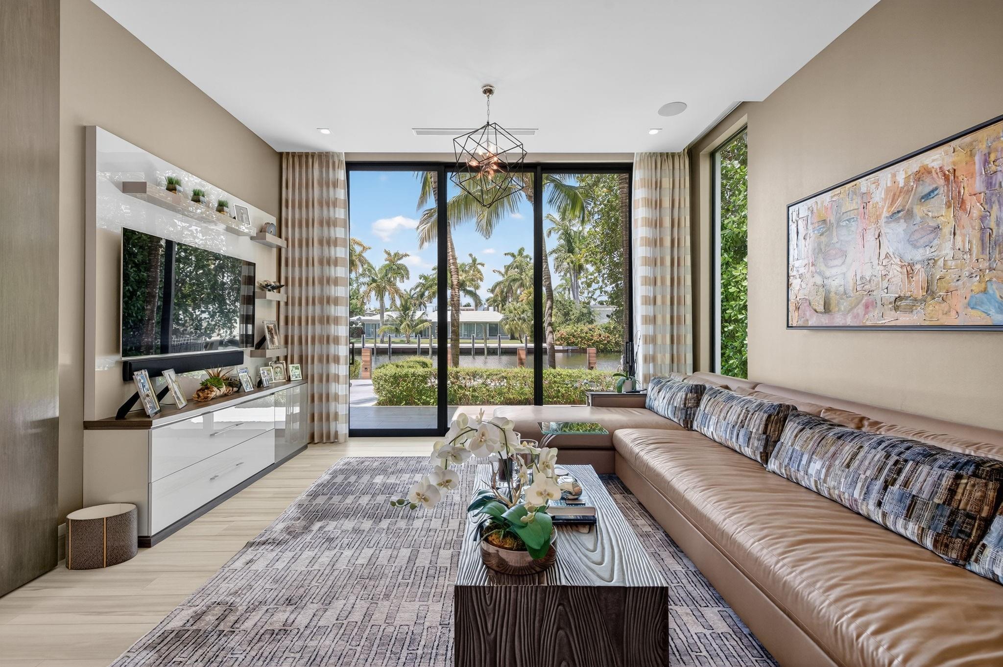 1 Royal Palm Drive, Fort Lauderdale, FL 33301