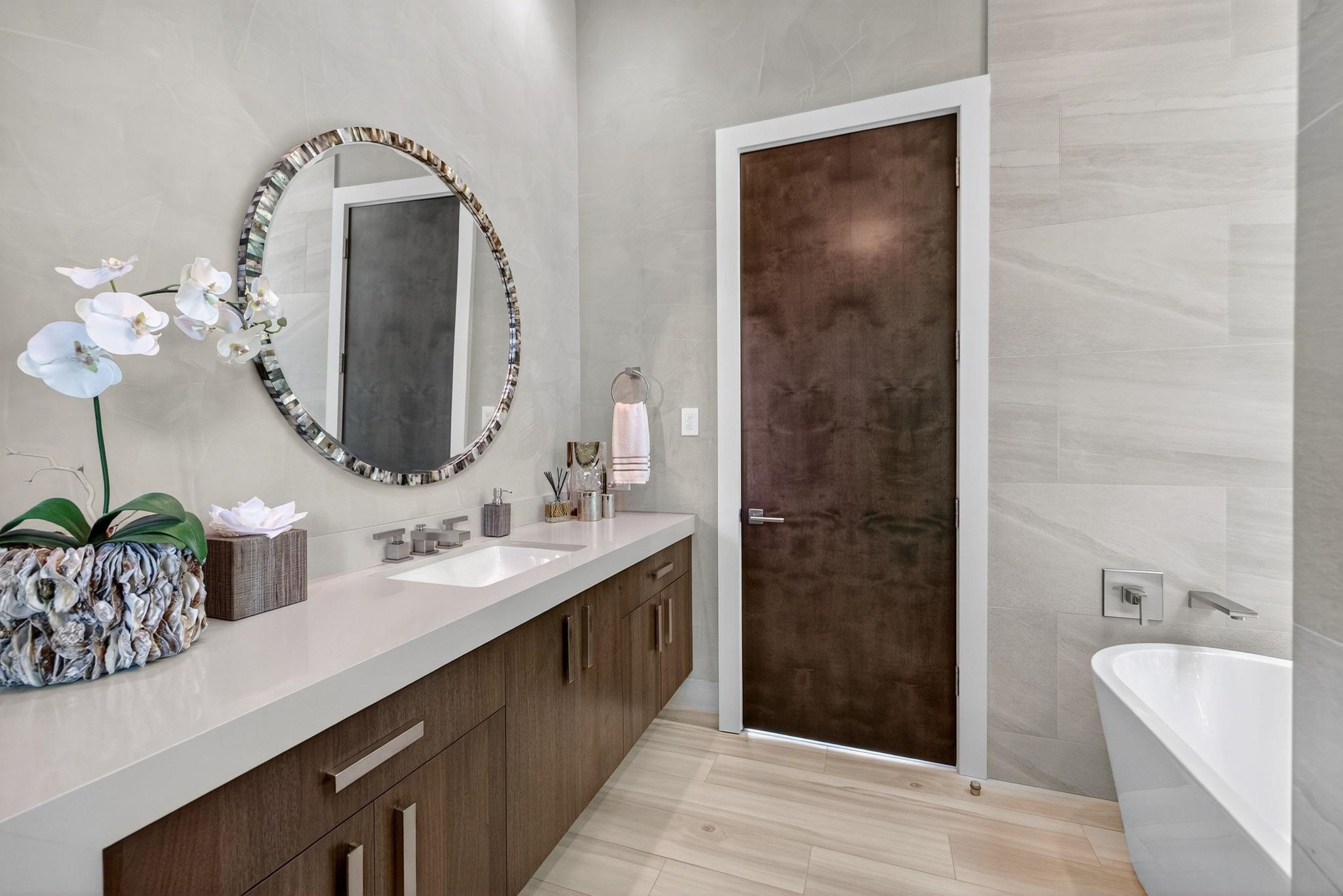 1 Royal Palm Drive, Fort Lauderdale, FL 33301