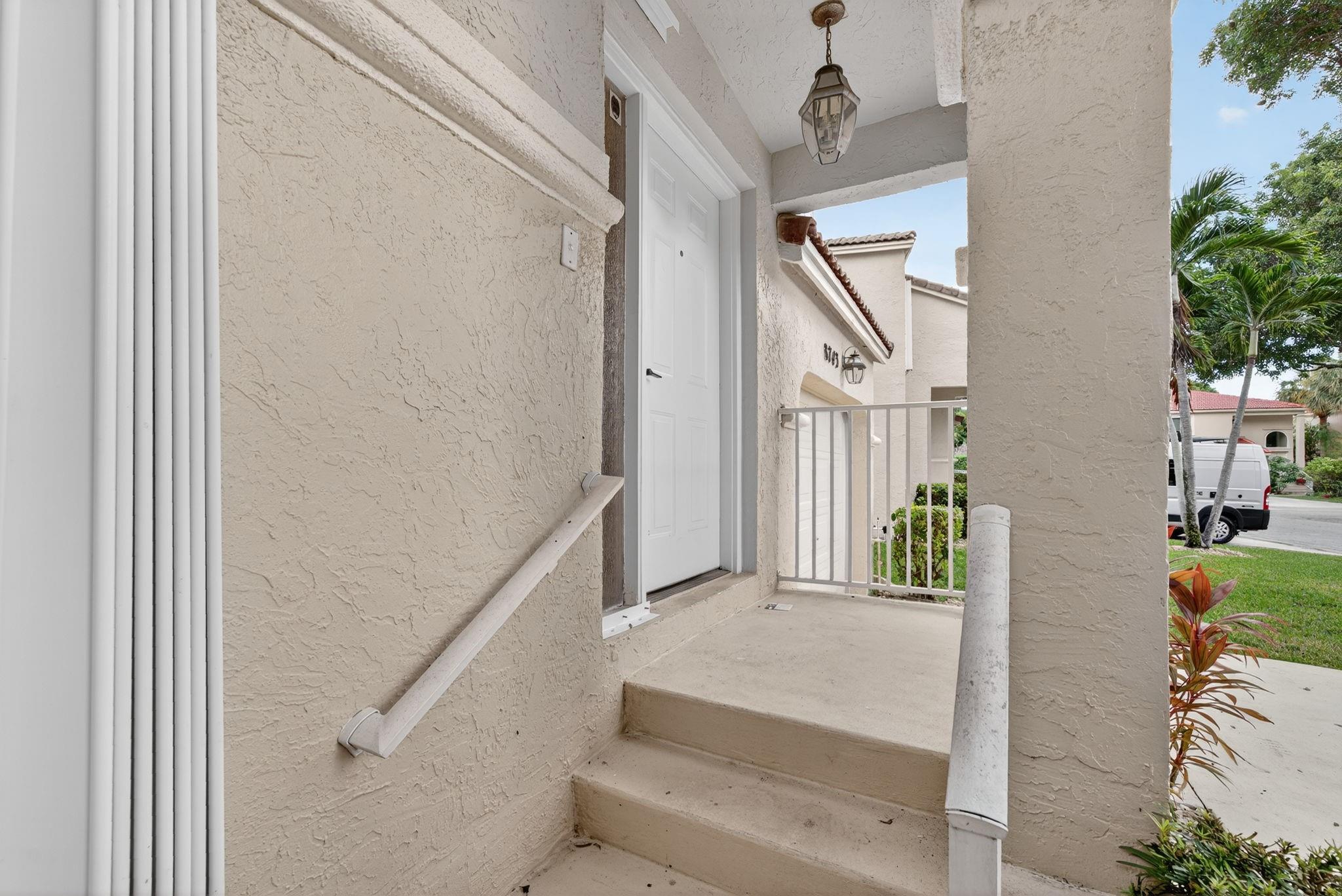 8743 NW 6th Court, Coral Springs, FL 33071