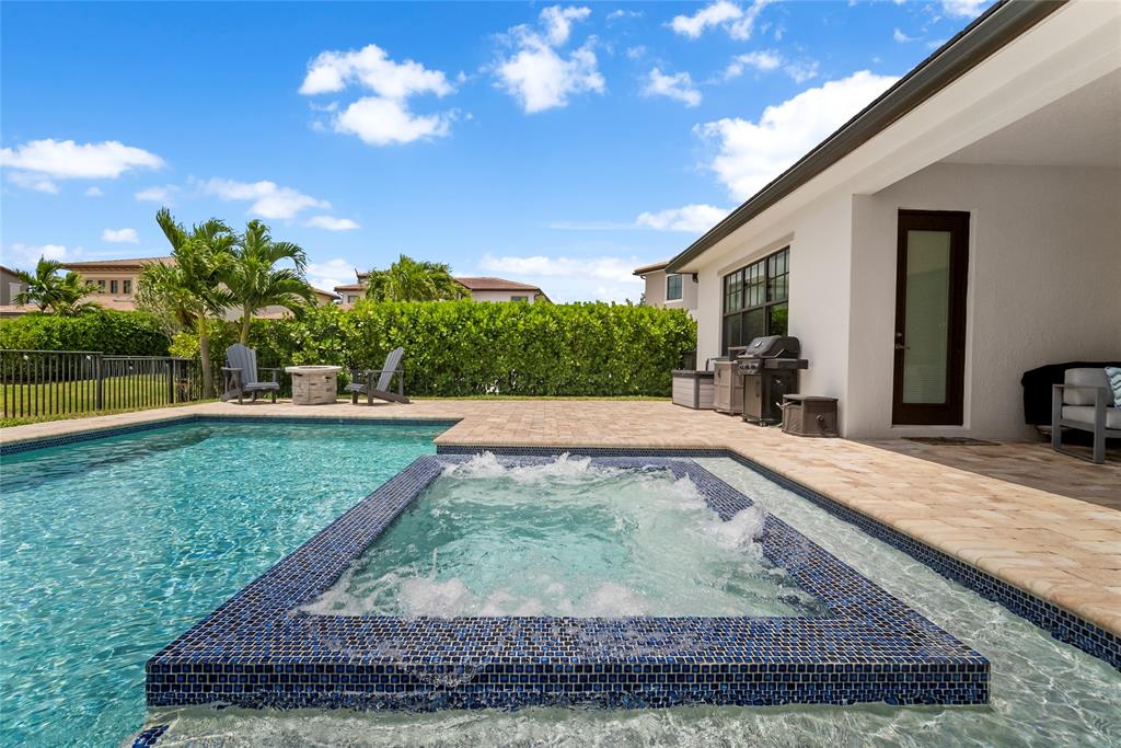 Photo for 11146 Meridian Drive N, Parkland, FL 33076 - Listing #FX-10438202 11146 Meridian Drive N, Parkland, FL 33076