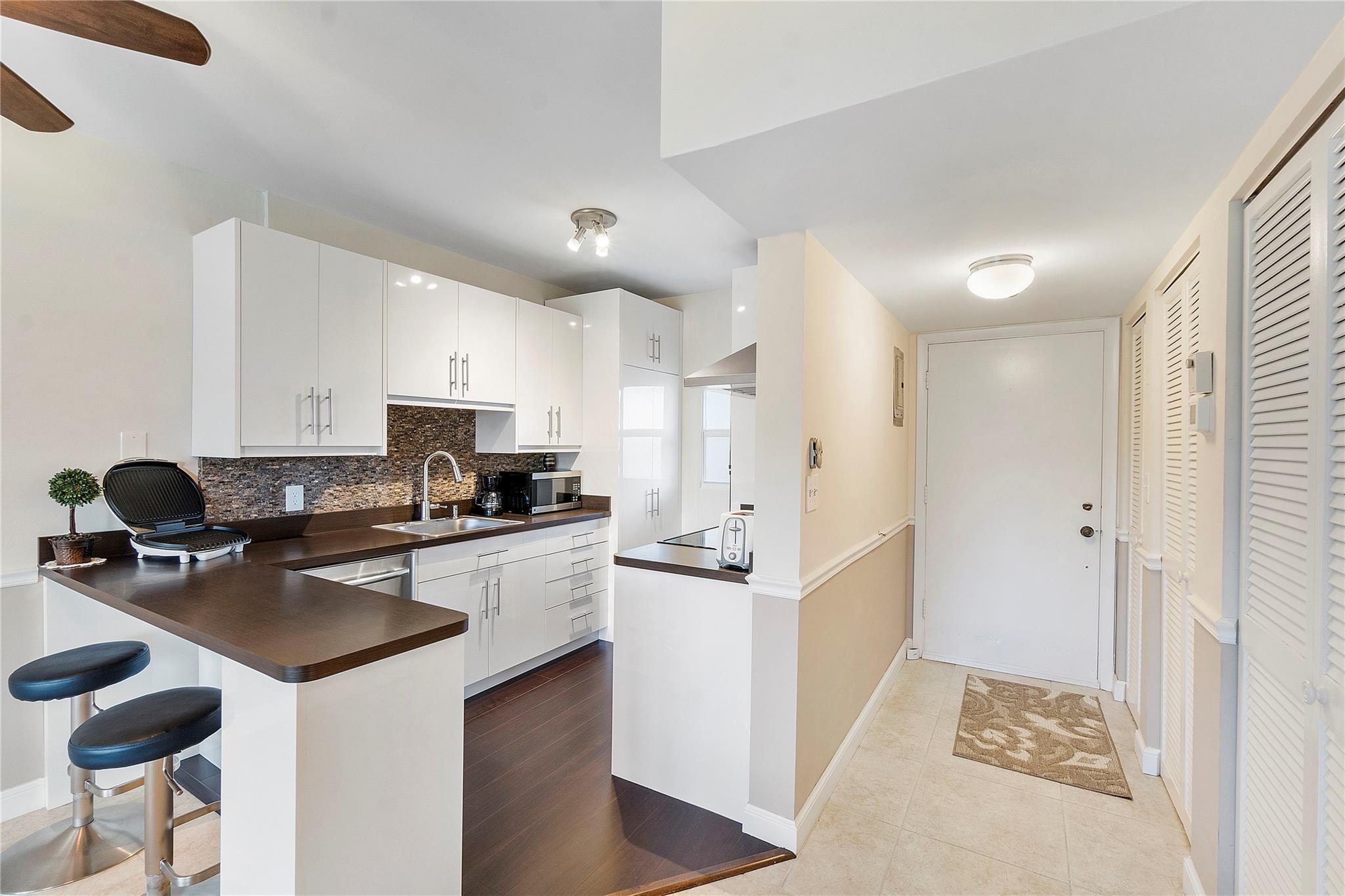 Photo for 5401 NW 2nd Avenue, 322, Boca Raton, FL 33487 - listing #FX-10535839 5401 NW 2nd Avenue, 322, Boca Raton, FL 33487