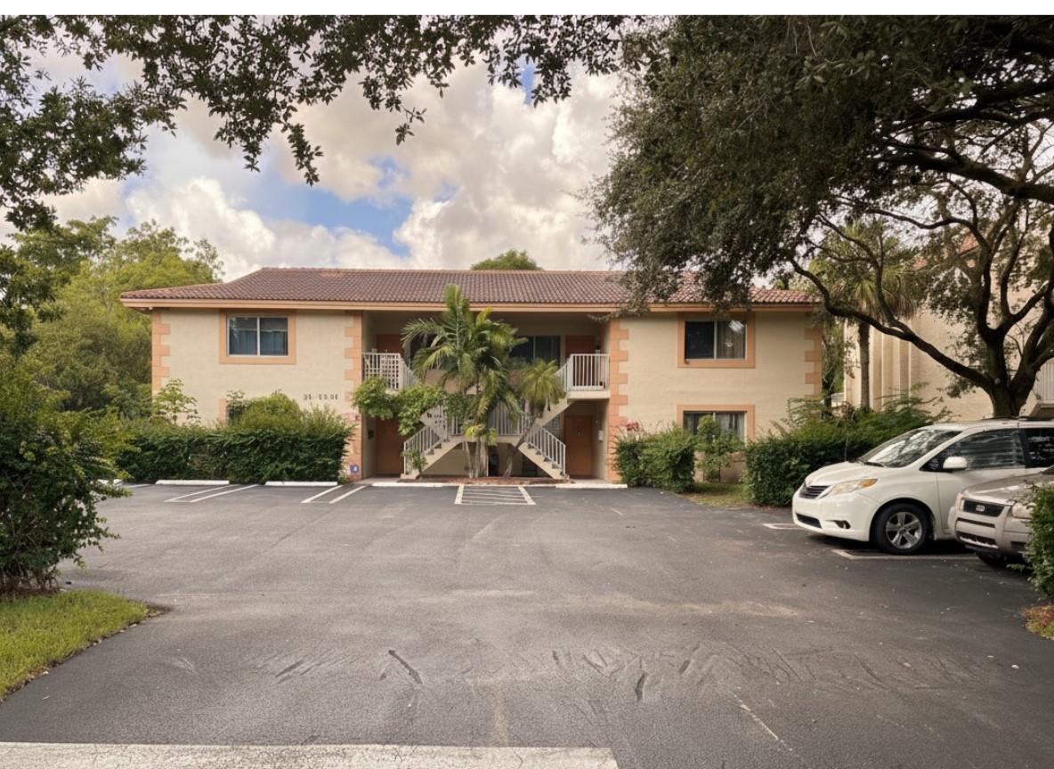 Photo for 3720-3726 NW 115th Way 3724, Coral Springs, FL 33065 - Listing #FX-10534469 3720-3726 NW 115th Way 3724, Coral Springs, FL 33065