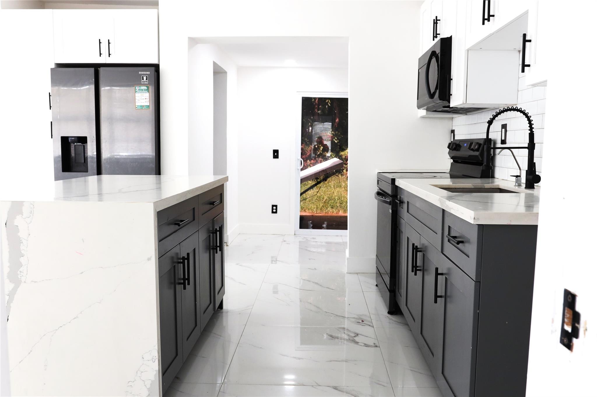 3075 NW 68th Street, Miami, FL 33147