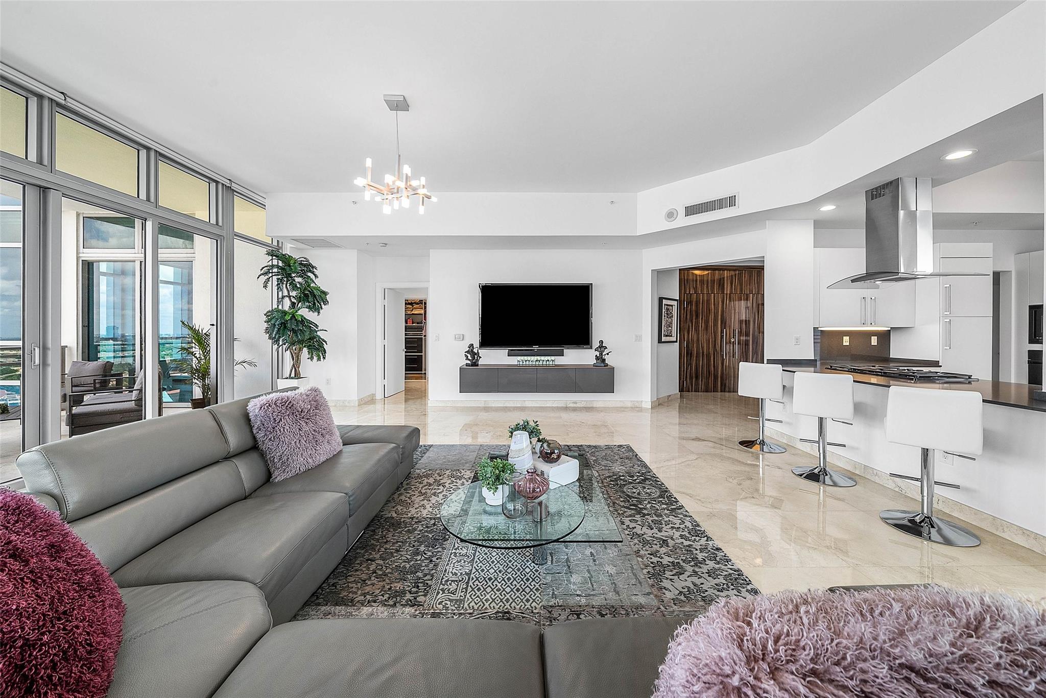 Photo for 3535 S Ocean Drive, 2605, Hollywood, FL 33019 - Listing #FX-10526434 3535 S Ocean Drive, 2605, Hollywood, FL 33019