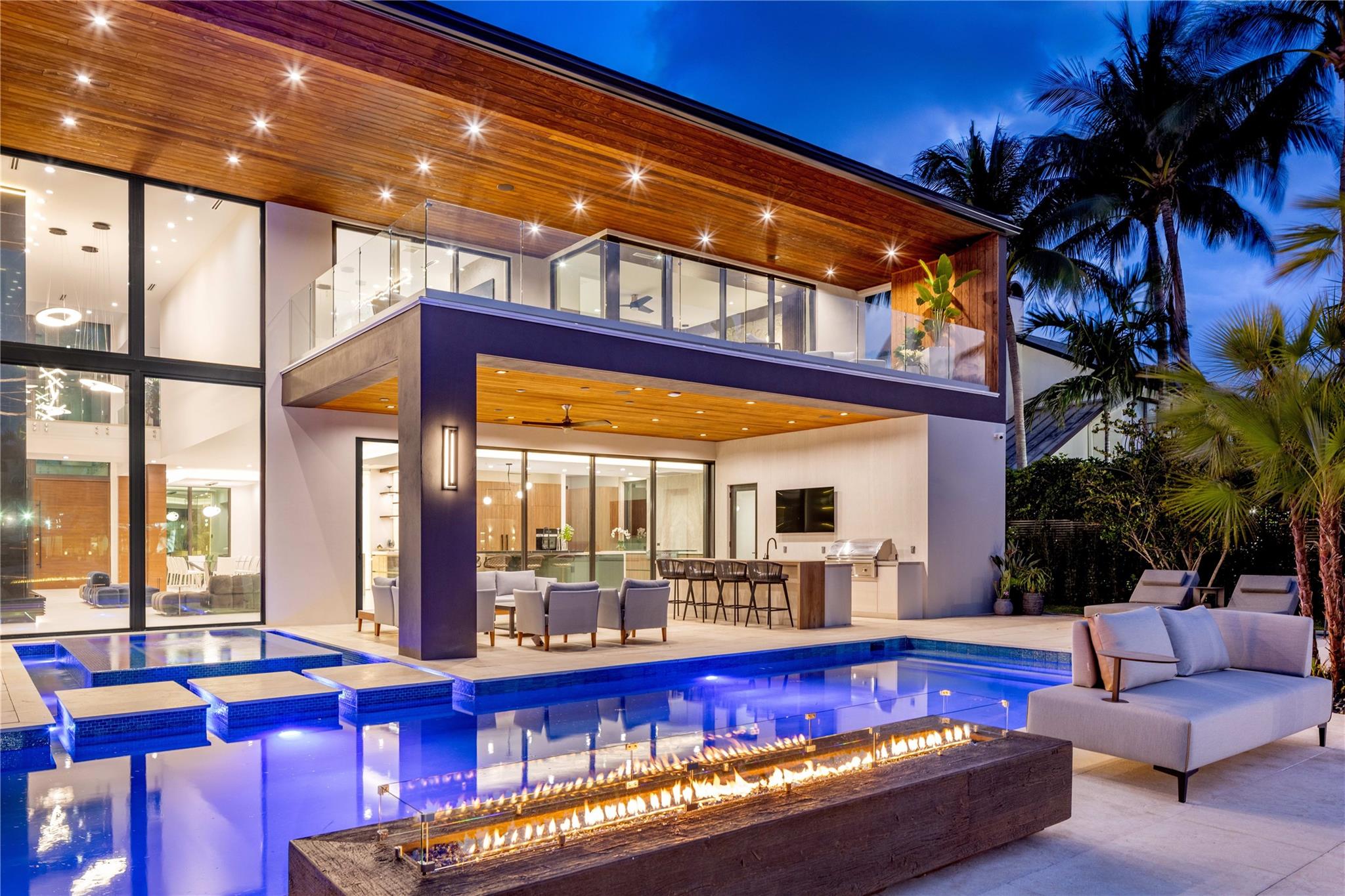 2733 NE 16th Street, Fort Lauderdale, FL 33304