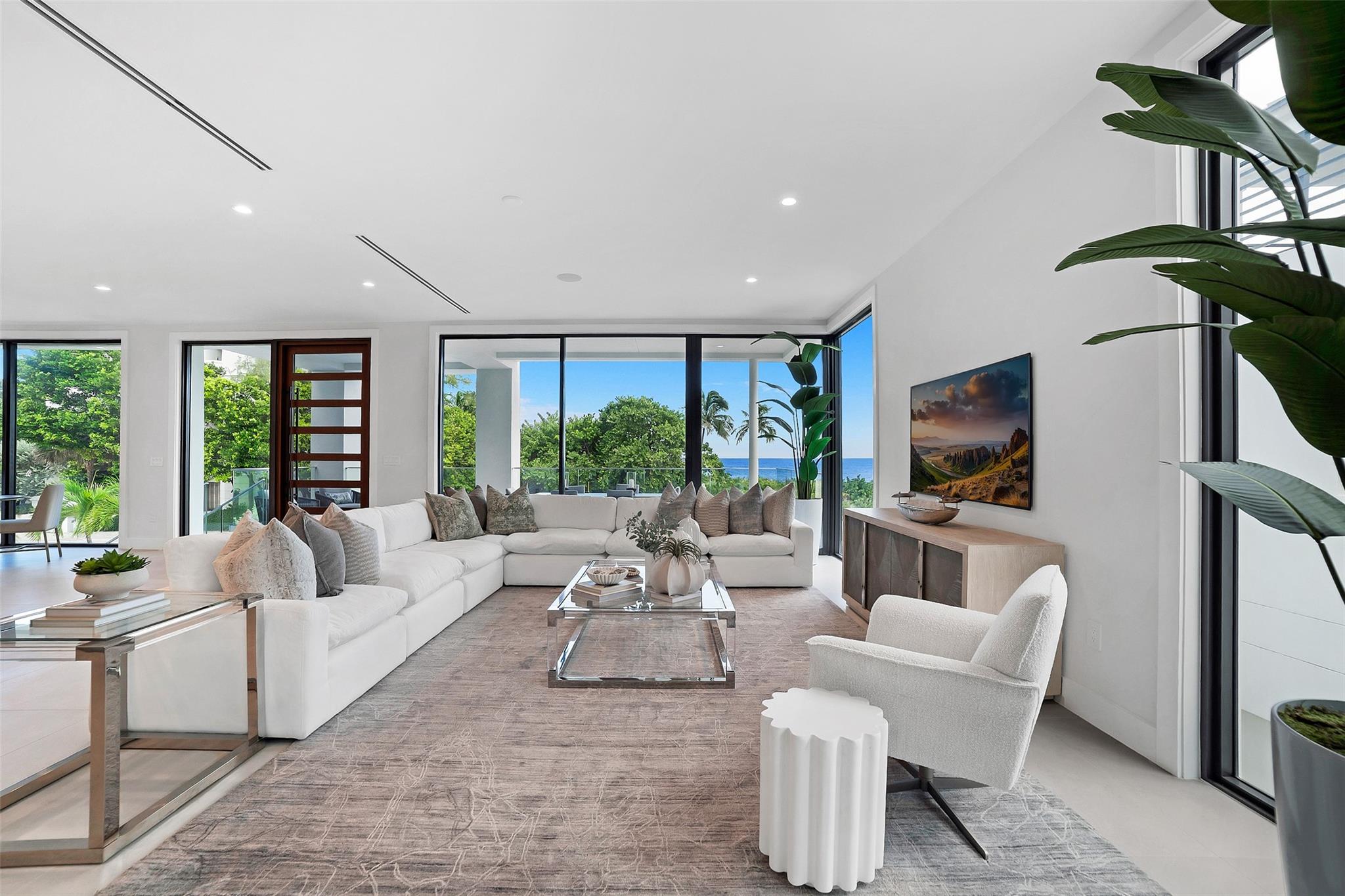 1813 N Fort Lauderdale Beach Boulevard, Fort Lauderdale, FL 33305