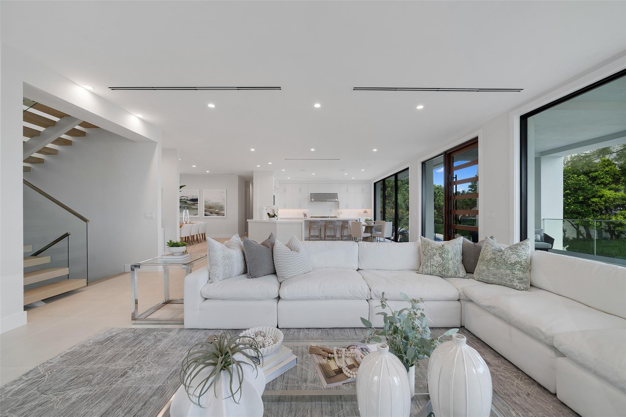 1813 N Fort Lauderdale Beach Boulevard, Fort Lauderdale, FL 33305