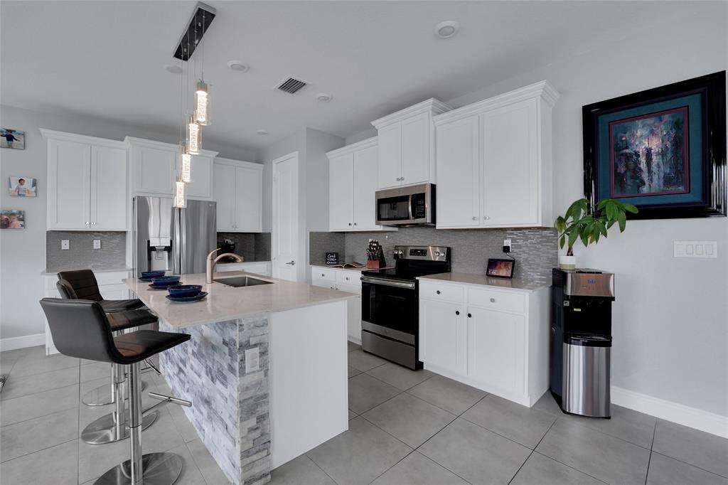 Photo for 1120 Verde Court, Pompano Beach, FL 33064 - Listing #FX-10431939 1120 Verde Court, Pompano Beach, FL 33064