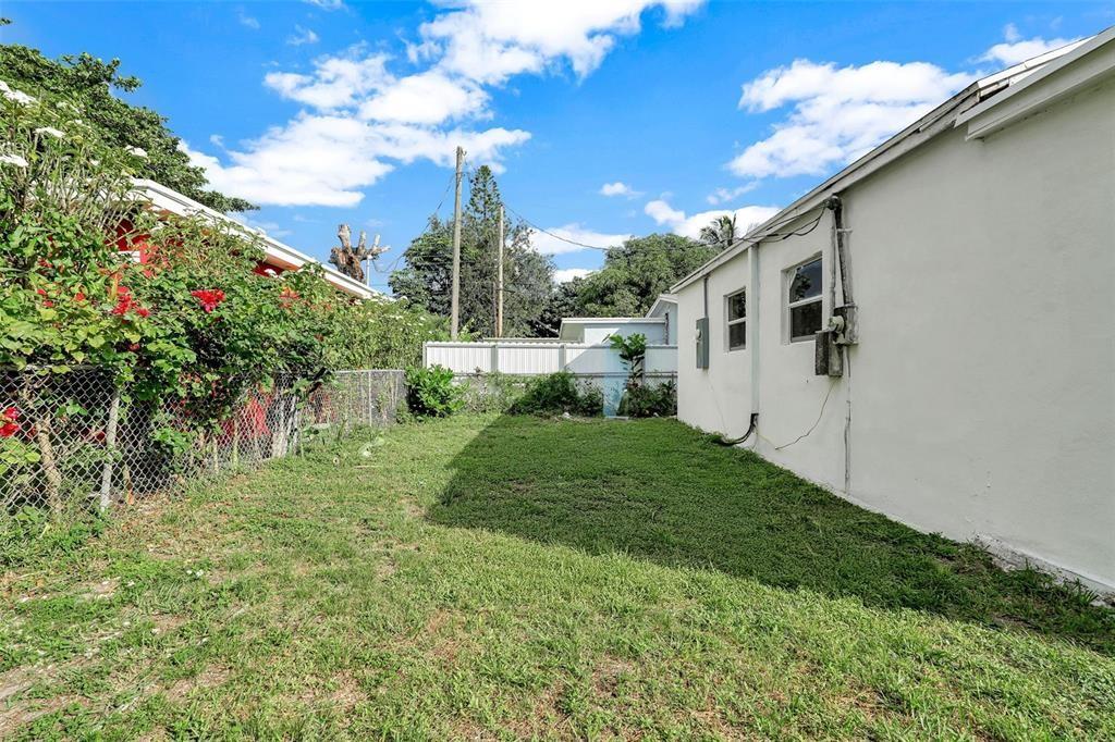 11406 NW 17th Avenue, Miami, FL 33167