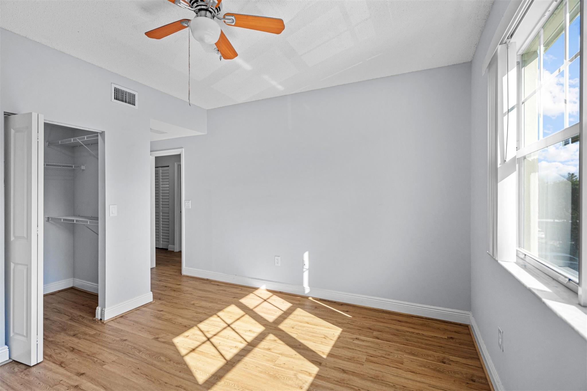 5880 W Sample Road 307, Coral Springs, FL 33067