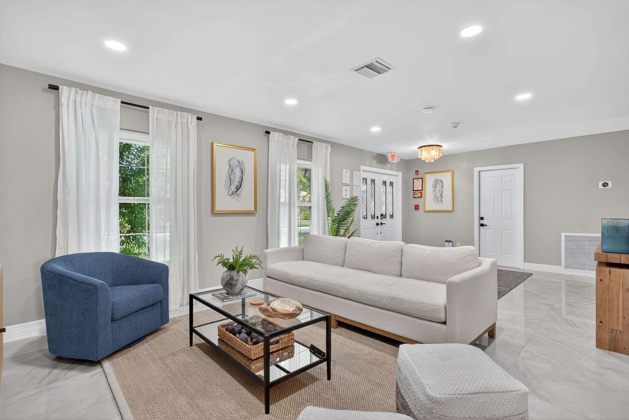 2421 NW 114th Avenue, Coral Springs, FL 33065