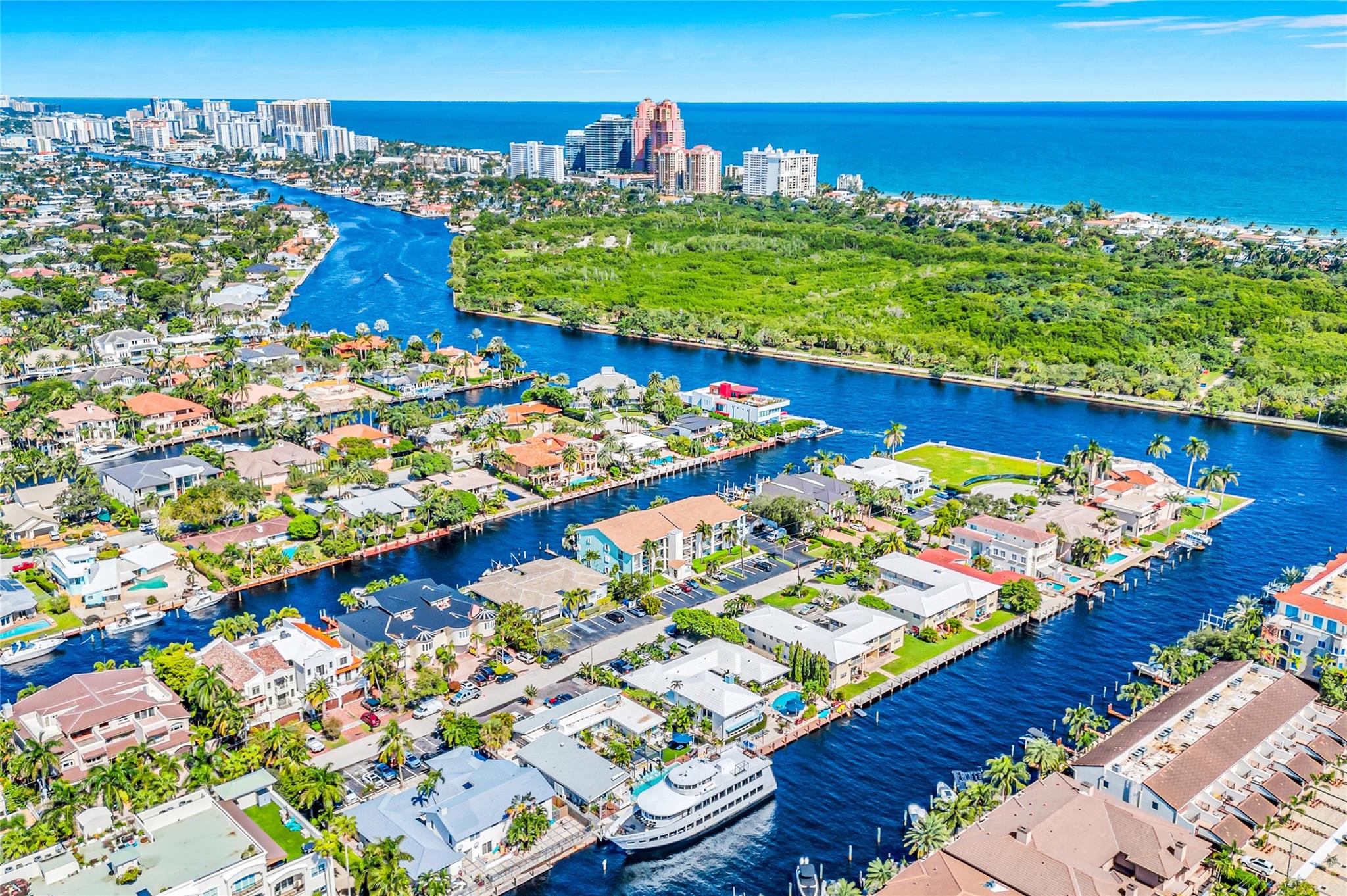 2732 NE 15th Street, Fort Lauderdale, FL 33304