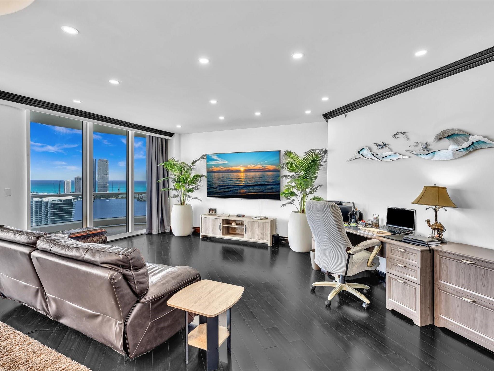 Photo for 7000 Island Boulevard, PH-06, Aventura, FL 33160 - Listing #FX-10485517 7000 Island Boulevard, PH-06, Aventura, FL 33160