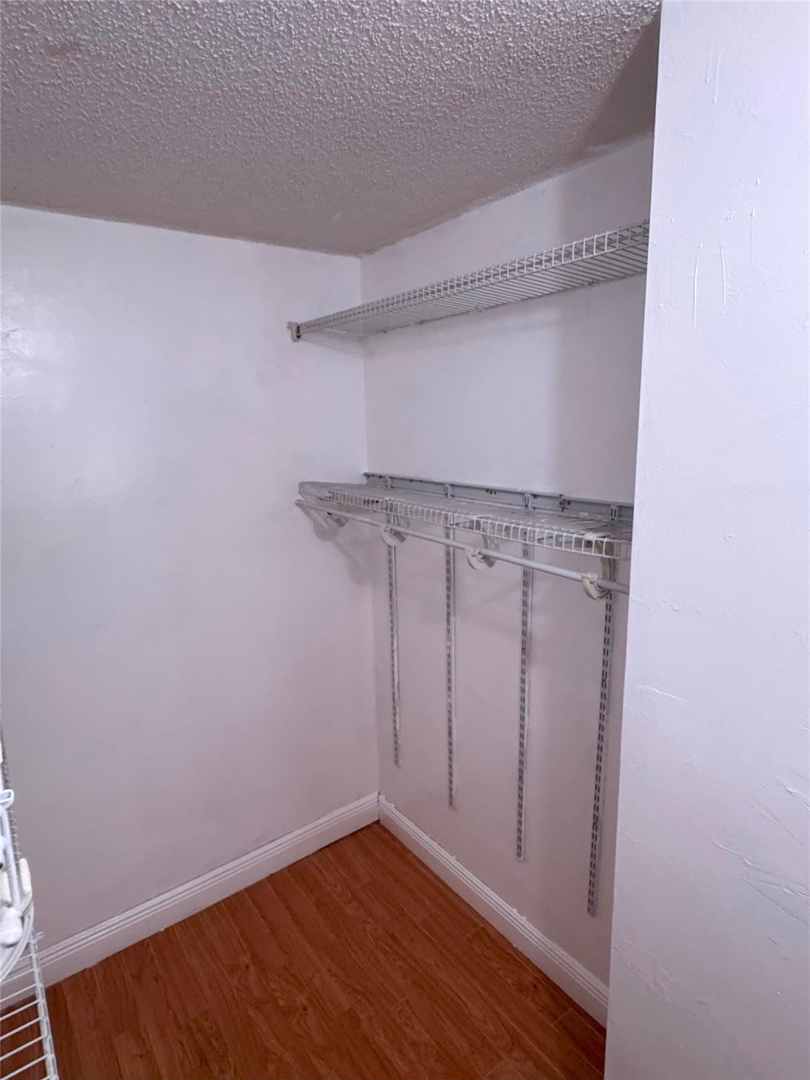 851 NE 209th Terrace 202, Miami, FL 33179