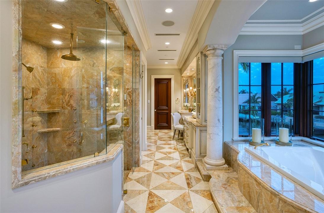 2900 NE 37th Street, Fort Lauderdale, FL 33308