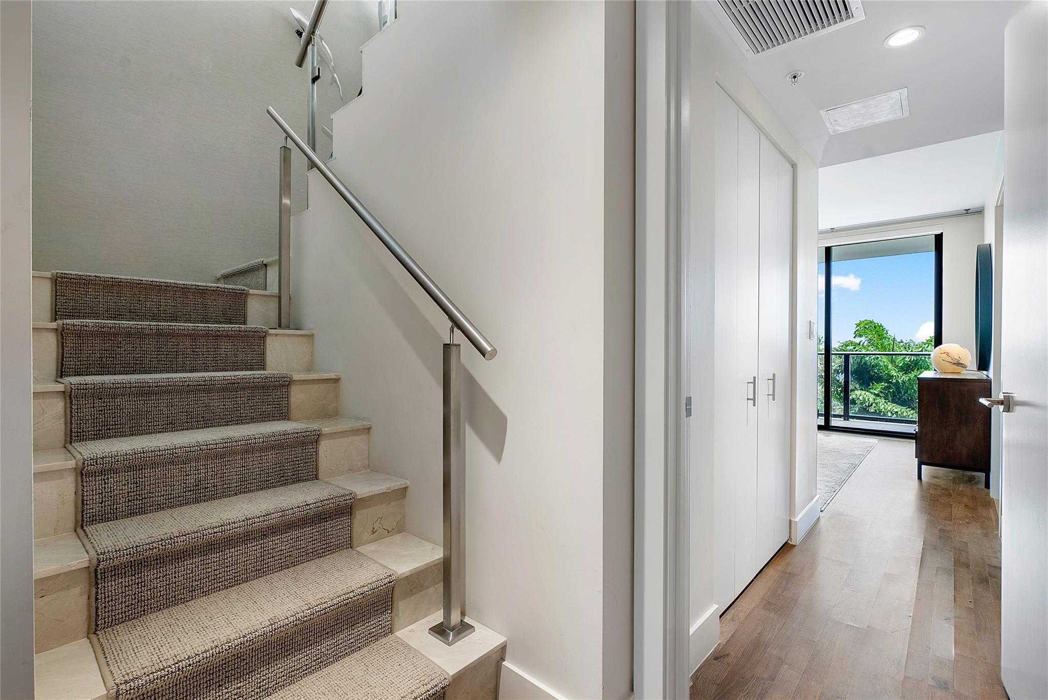 Photo for 3030 N Ocean, S203, Fort Lauderdale, FL 33308 - Listing #FX-10429298 3030 N Ocean, S203, Fort Lauderdale, FL 33308